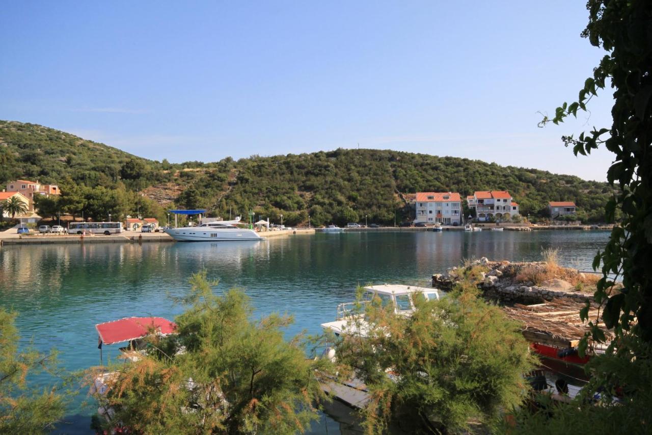 Apartments And Rooms By The Sea Zaglav, Dugi Otok - 8170 Sali Exterior photo